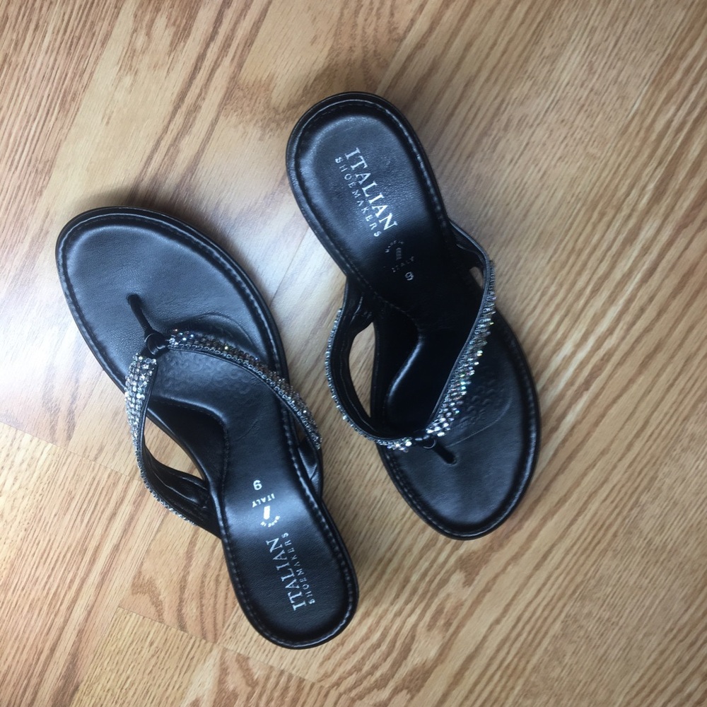 Italian Shoemaker black with bling sandals size9